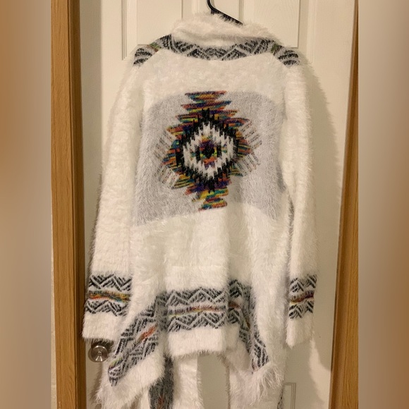 Northern Angel Aztec cardigan - Picture 3 of 4